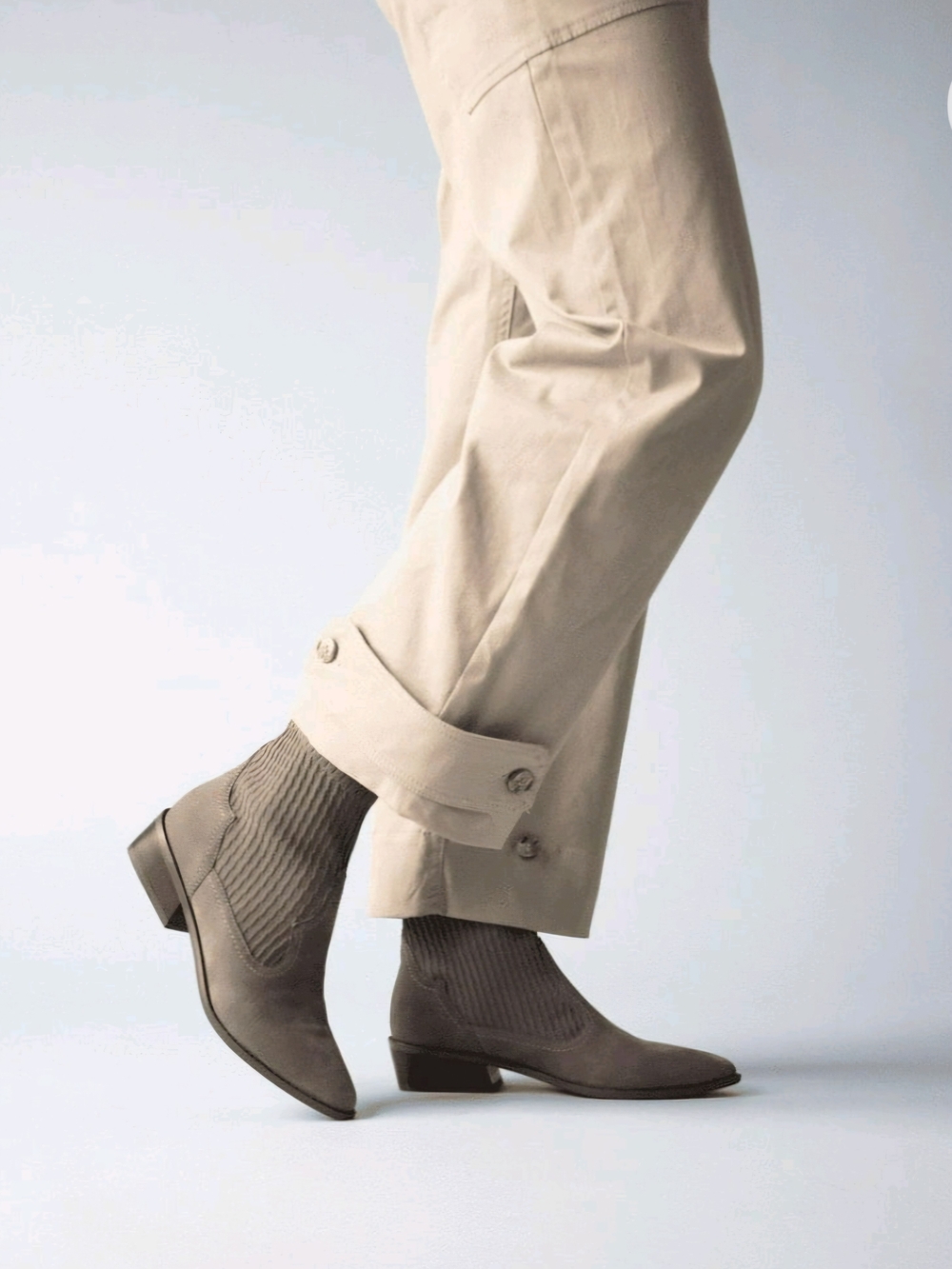 Cecelia New York Tomas Women's Sable Suede Sock Chelsea Boots New In Box